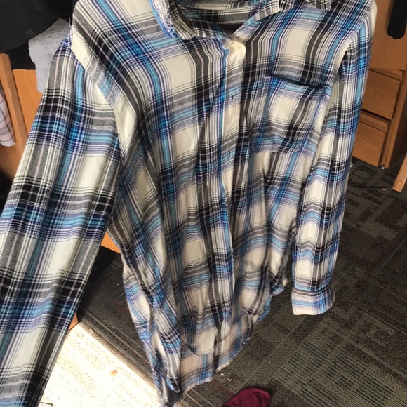 Flannel - Picture 2 of 4